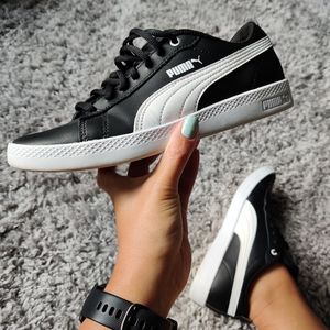 Black Puma Shoes